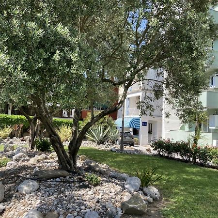 Villa Lisa - La Quiete E Il Profumo Del Mare กราโด ภายนอก รูปภาพ